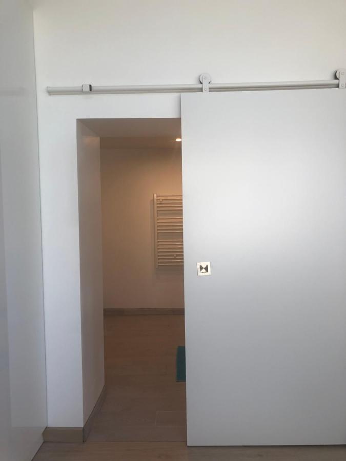 Appartement Paisible Proche Centre Ville Bron Ngoại thất bức ảnh