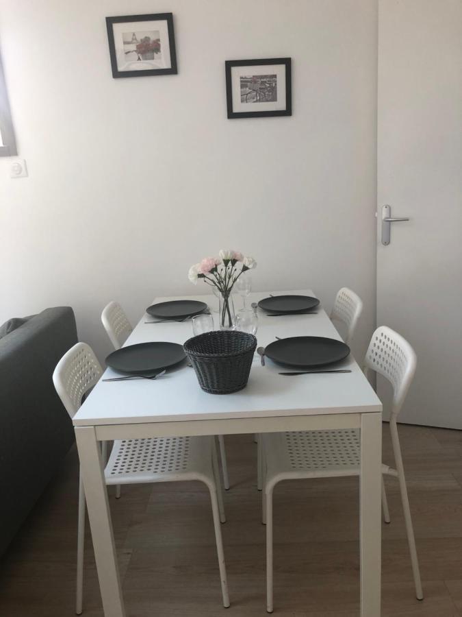 Appartement Paisible Proche Centre Ville Bron Ngoại thất bức ảnh